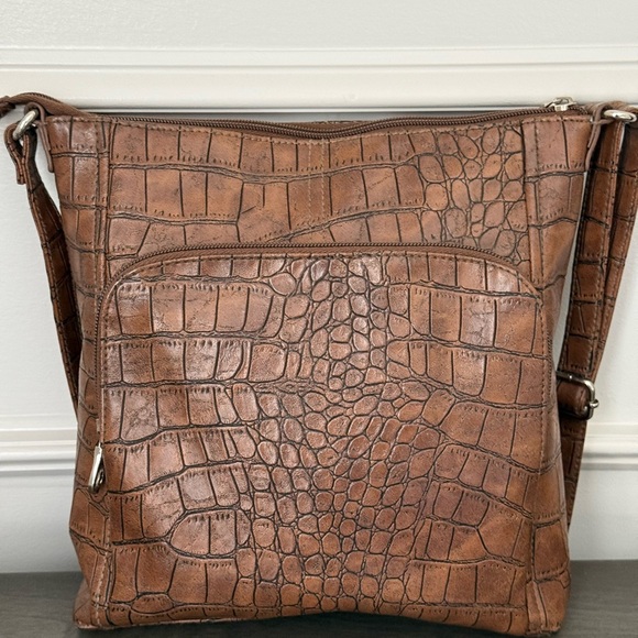 Kim Rogers Brown Crocodile Embossed Crossbody Handbag - Picture 4 of 12